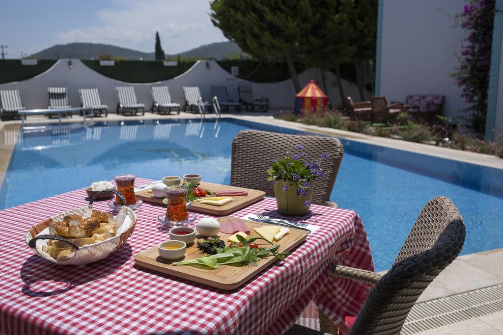 Istanbul Hotel Bodrum Тюркбюкю Экстерьер фото