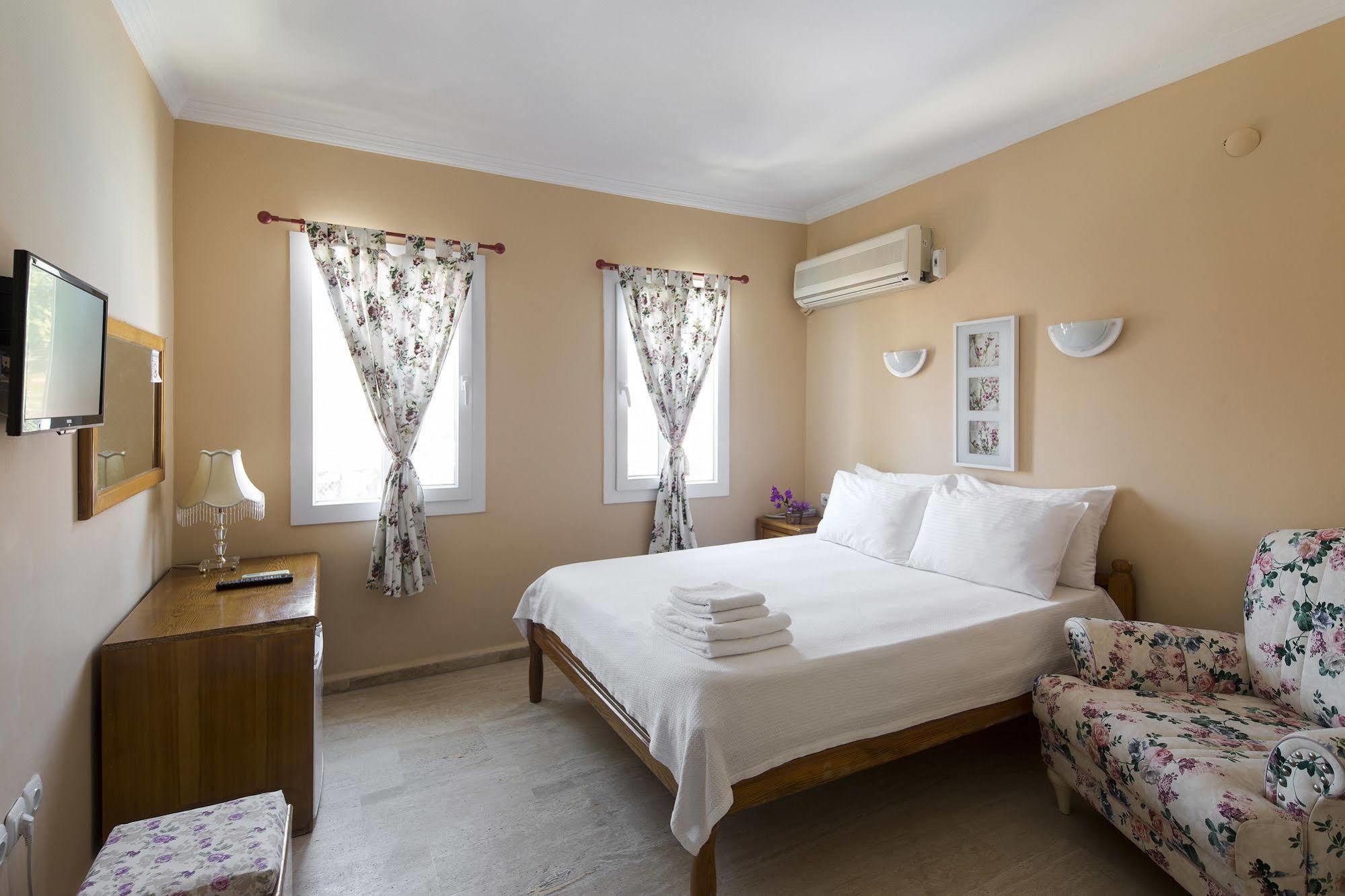 Istanbul Hotel Bodrum Тюркбюкю Экстерьер фото