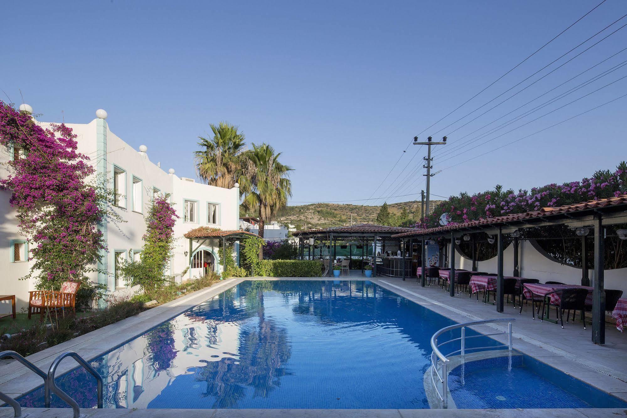 Istanbul Hotel Bodrum Тюркбюкю Экстерьер фото